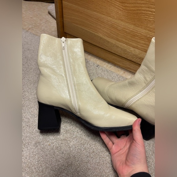 Vagabond Hedda Plaster Square Toe Patent Leather Upper Heeled Boot - Picture 8 of 16